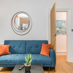 Stylish 2-bedroom Flat With Patio And Garden Brighton